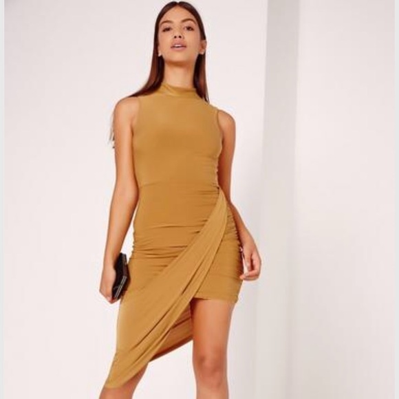 Mustard Fitted Missguided Dress - Picture 5 of 6